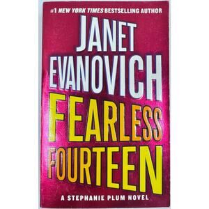 Fearless Fourteen by Janet Evanovich (Paperback)